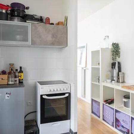 Bright Studio With Balcony In The Heart Of Paris Apartment